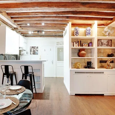 Apartment Marais - Vosges Luxury Flat *